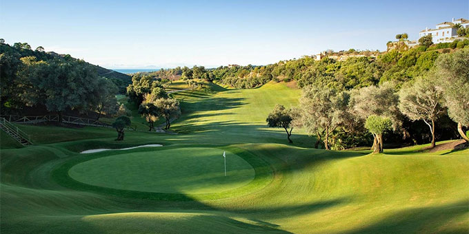 Marbella, le golf en relief