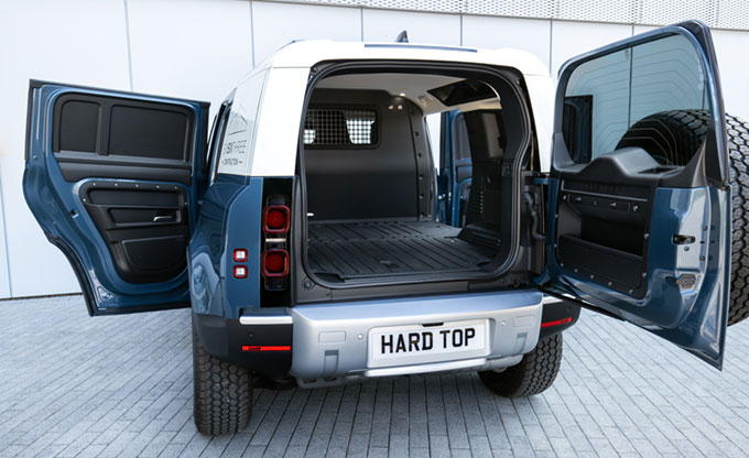 Land Rover Defender Hard Top : le plus robuste et le plus résistant des utilitaires