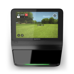 Approach R50 de Garmin : le nouveau radar doublé d'un simulateur de golf haut de gamme