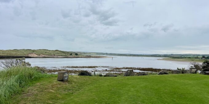 Mussenden Course vue sur la Bann River