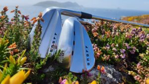 ONOFF KURO : le wedge forgé au japon… avec une chance d’en gagner un